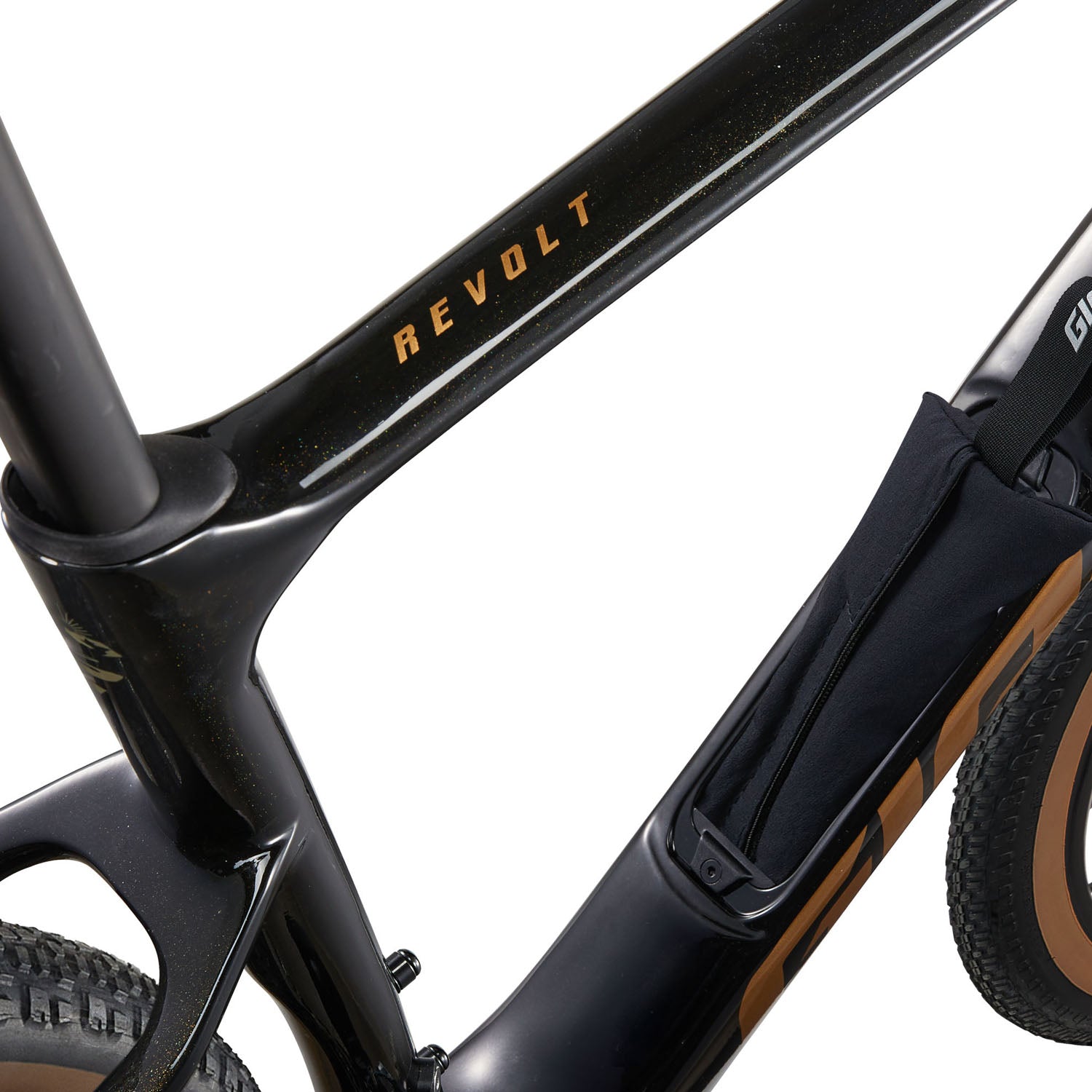 Giant Revolt ADV 3 Gravel Panther - Ultimate Cycles Nowra