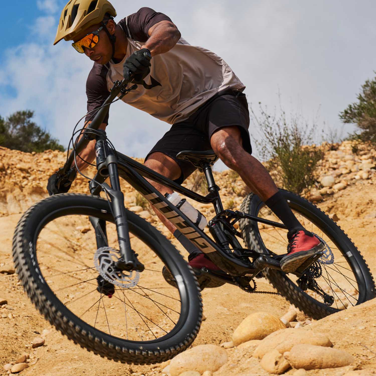 Giant Stance 29er MTB Panther - Ultimate Cycles Nowra