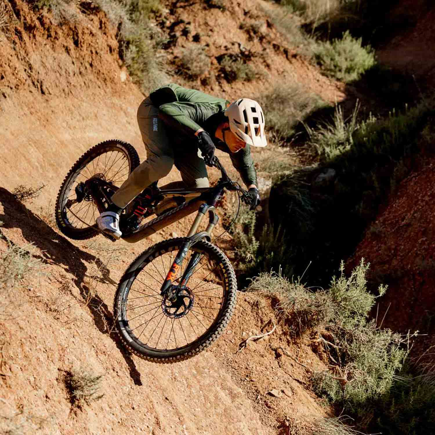 Lazer Impala Helmet KinetiCore Matte Coral Peach - Ultimate Cycles Nowra