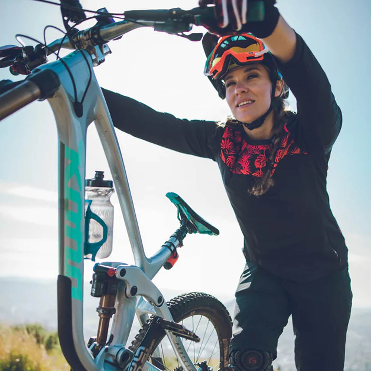 Lezyne Flow Bottle Cage SL L&R Pair Side Load Black - Ultimate Cycles Nowra